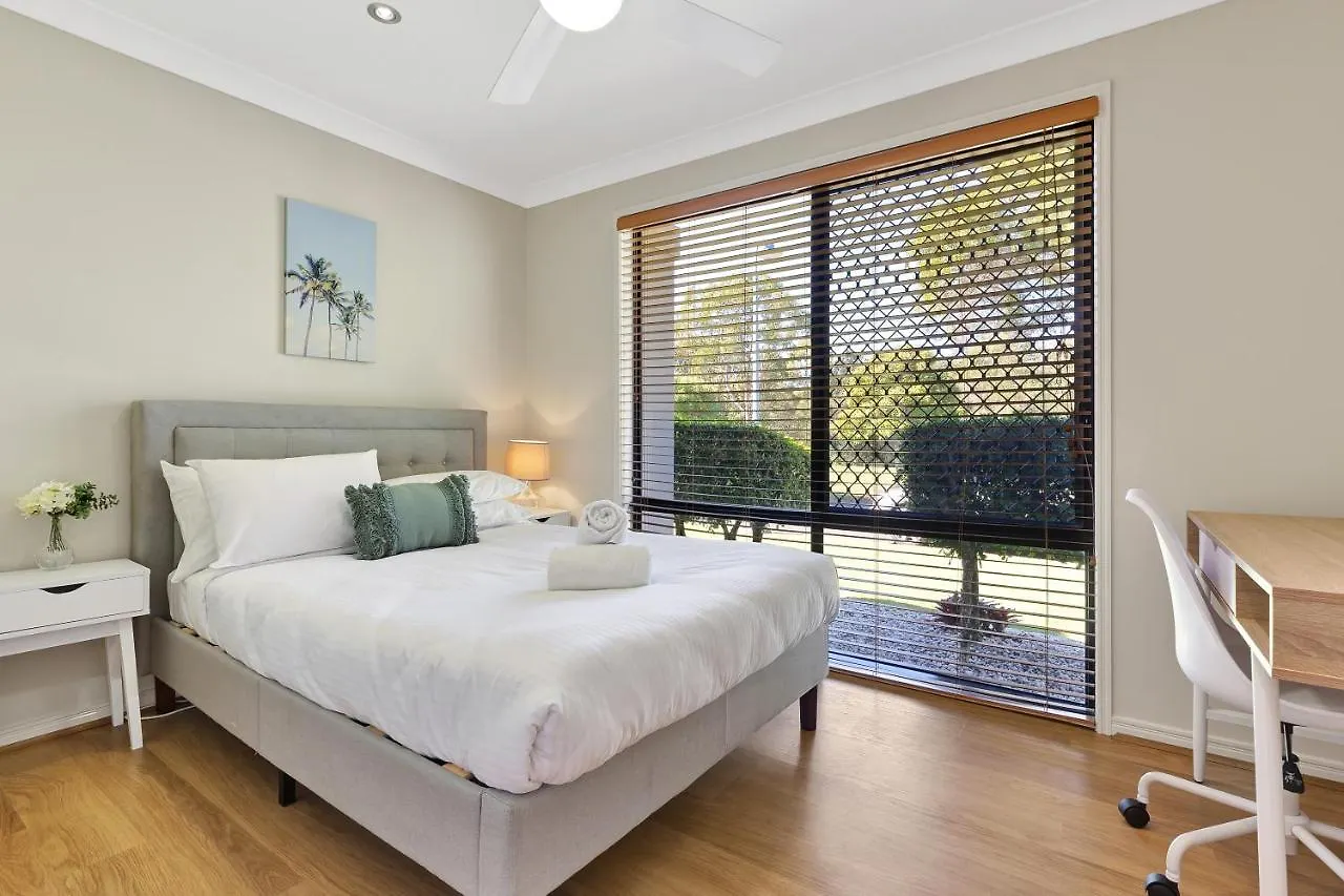 Pet Friendly 5 Bedroom Family Home W Pool At Caloundra Caloundra West